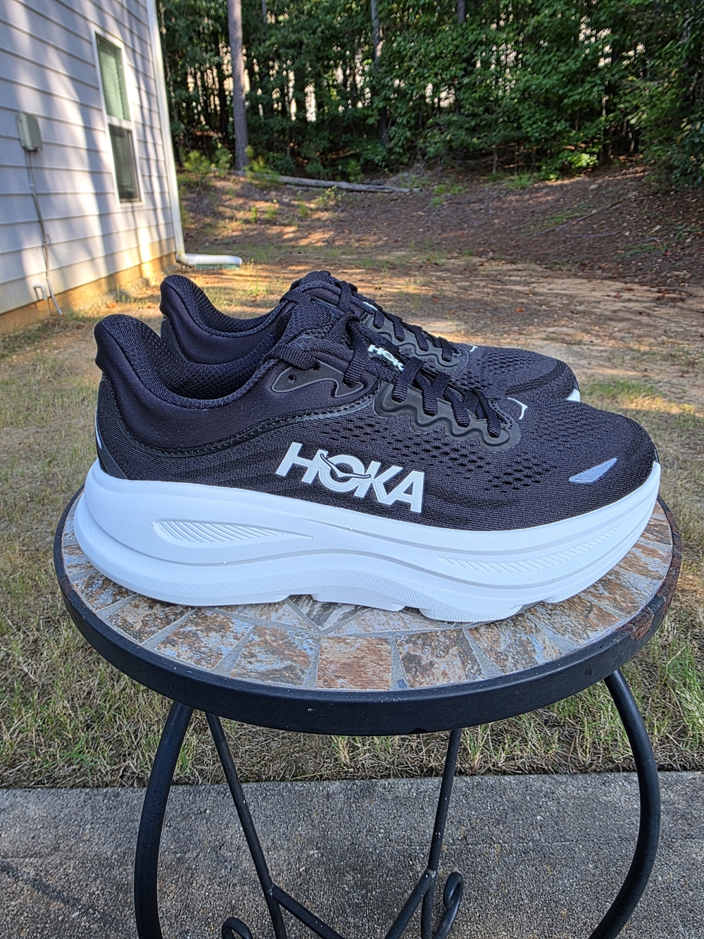Hoka Bondi 9 1162012 BWHT Black/White Running Shoes Women's Size 7.5 B Worn 1x